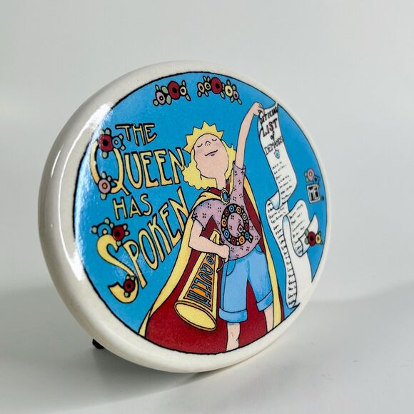 Mary Engelbreit Vintage Ceramic The Queen Has Spoken Standing Desk Plaque - Picture 2 of 10